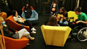 img_20210521_214941_edit_775117490848911