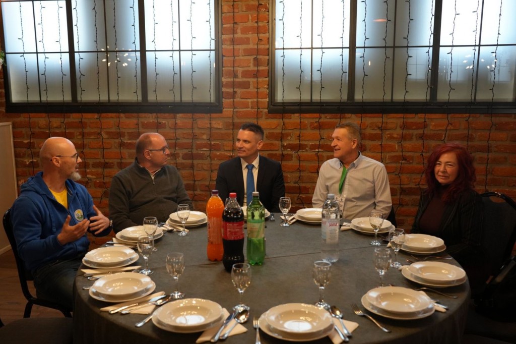 660132967_1393891686111855_8542883572447829973_n